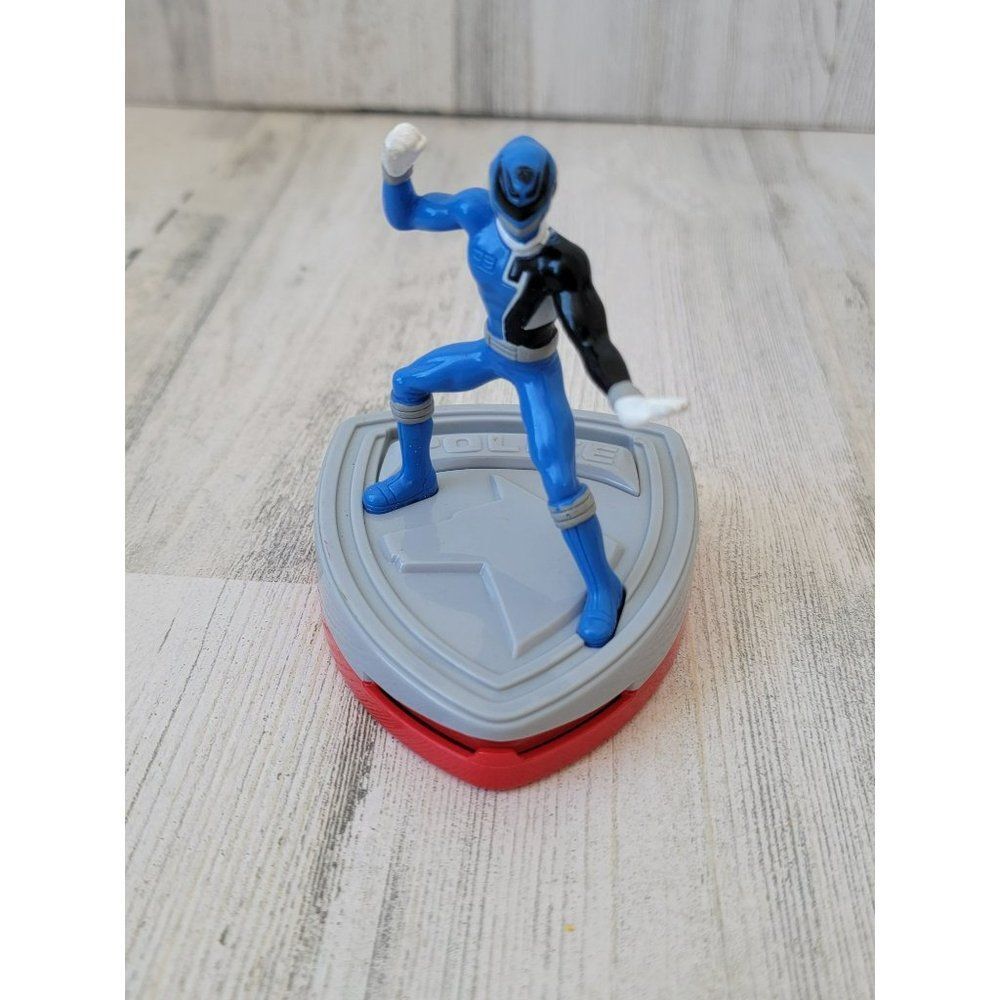 McDonald's police blue Power Ranger‎ toy figure